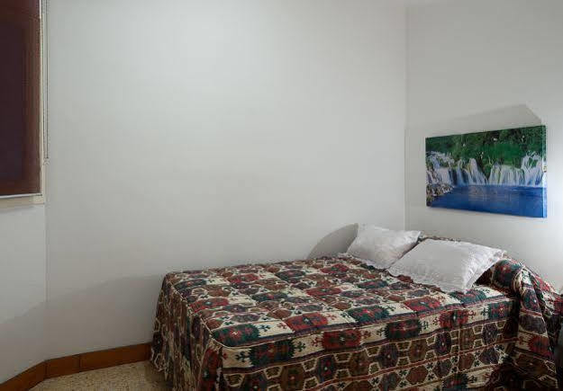 Abarco Apartments Santa Coloma de Gramanet Dış mekan fotoğraf